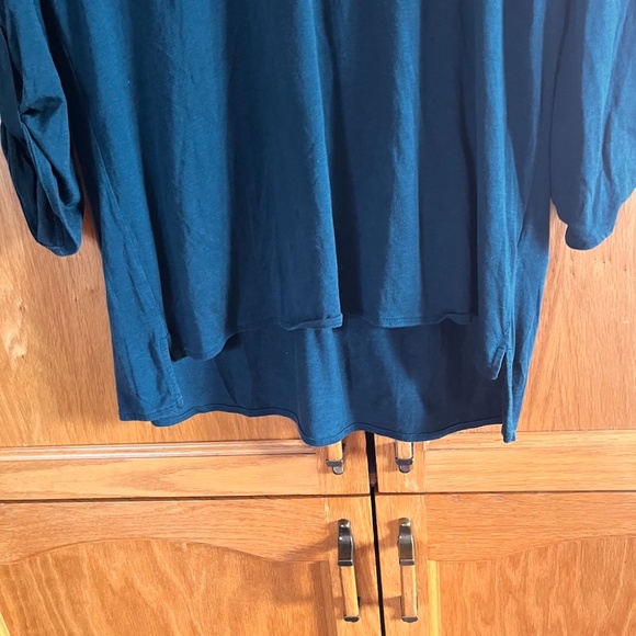 5/$25 -  - Medium top *read - Picture 3 of 12